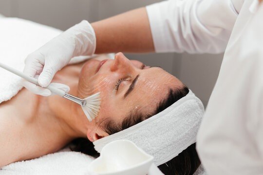 Facial  Ever Youth (Anti-ageing)